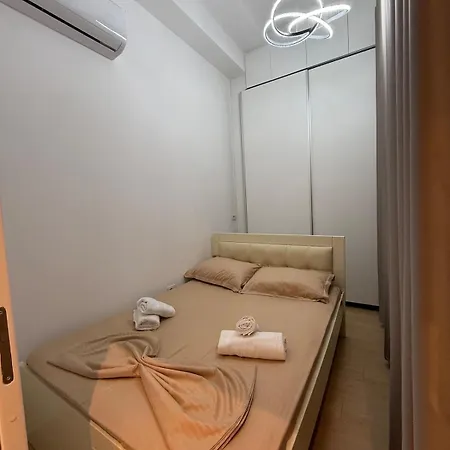Kontakt Tirana