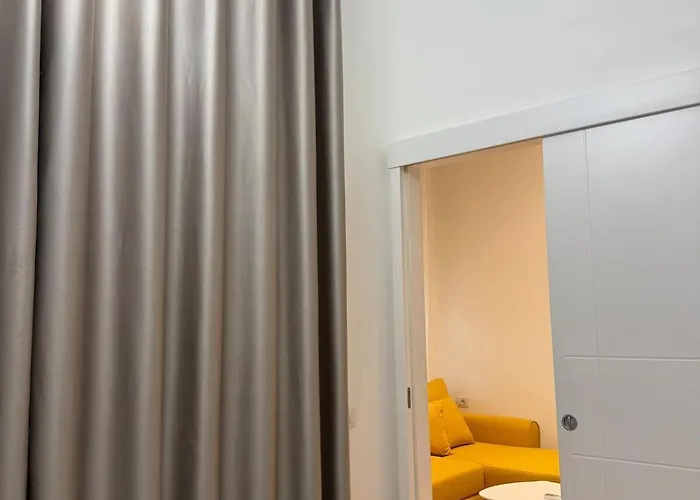 Kontakt * טיראנה